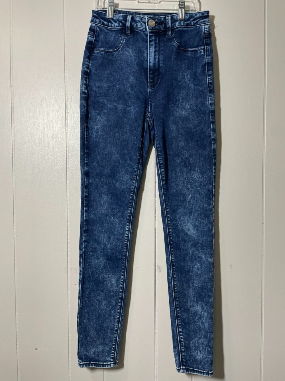 Whashed out jeans
